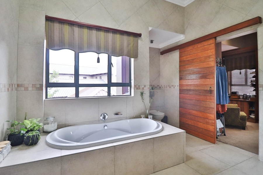 7 Bedroom Property for Sale in The Rest Nature Estate Mpumalanga