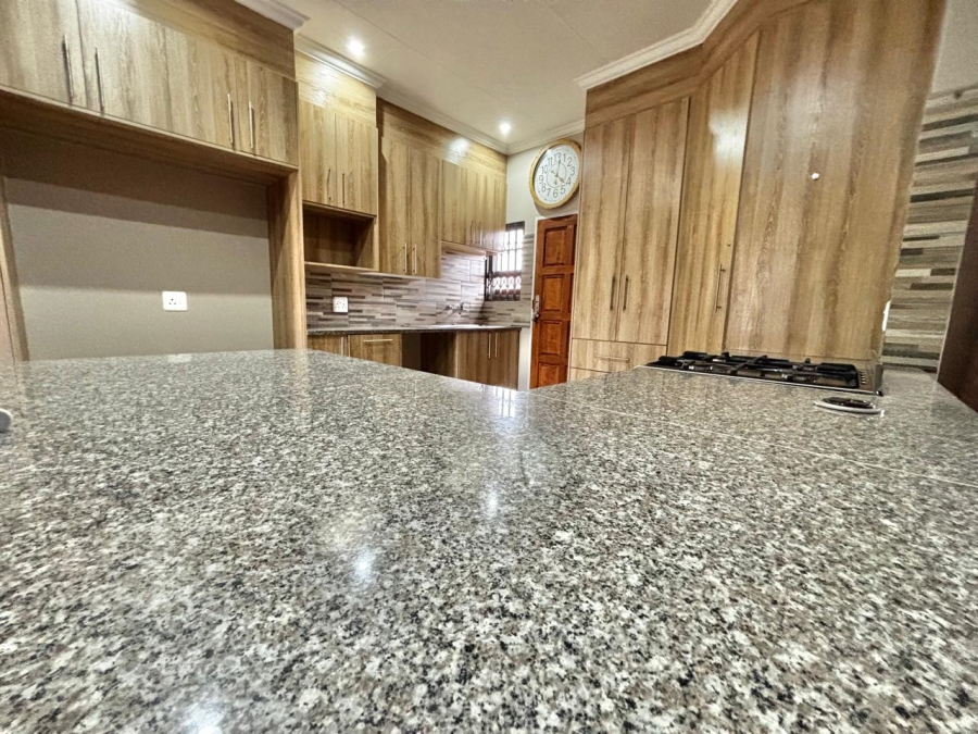 2 Bedroom Property for Sale in Terra Nova Mpumalanga
