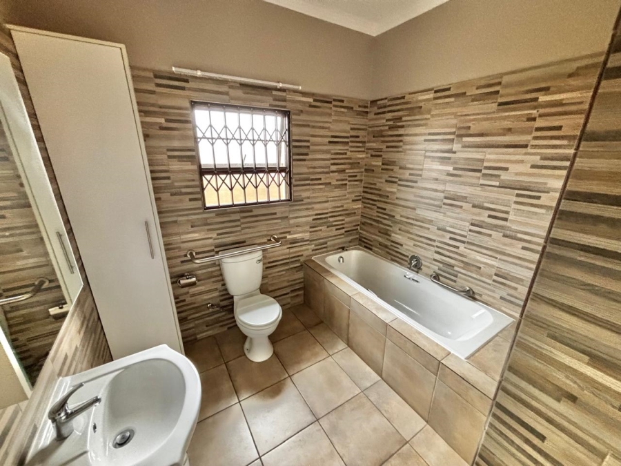 2 Bedroom Property for Sale in Terra Nova Mpumalanga