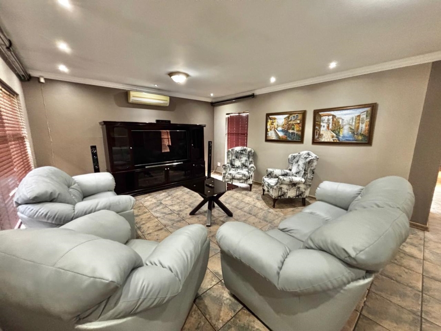 4 Bedroom Property for Sale in Secunda Mpumalanga