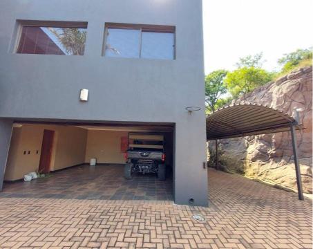 Commercial Property for Sale in Golden Mile Mpumalanga