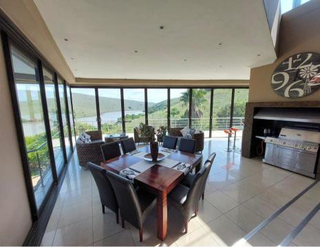 Commercial Property for Sale in Golden Mile Mpumalanga