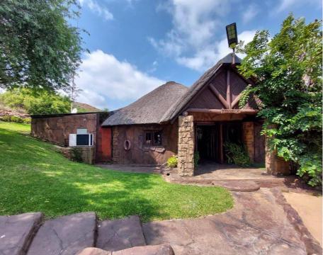 Commercial Property for Sale in Golden Mile Mpumalanga