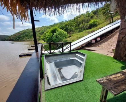 Commercial Property for Sale in Golden Mile Mpumalanga