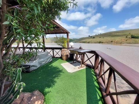 Commercial Property for Sale in Golden Mile Mpumalanga