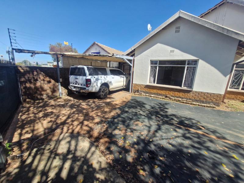 Commercial Property for Sale in Witbank Ext 10 Mpumalanga