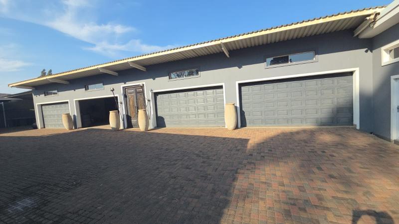 Commercial Property for Sale in Kromdraai AH Mpumalanga