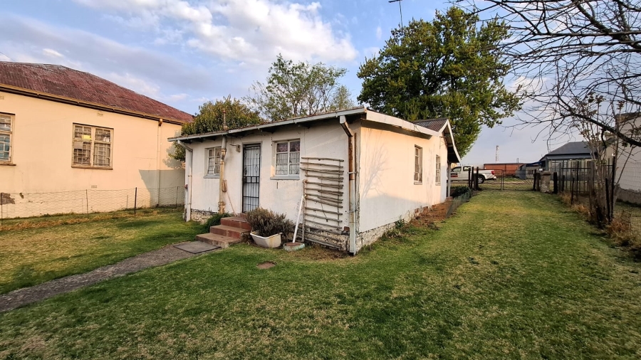 5 Bedroom Property for Sale in Volksrust Mpumalanga