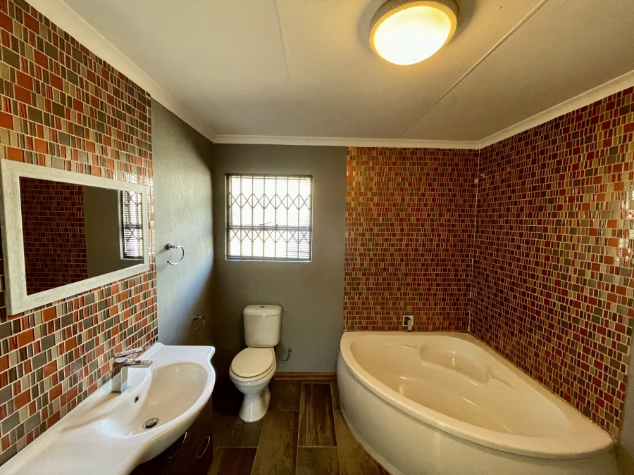 4 Bedroom Property for Sale in Secunda Mpumalanga