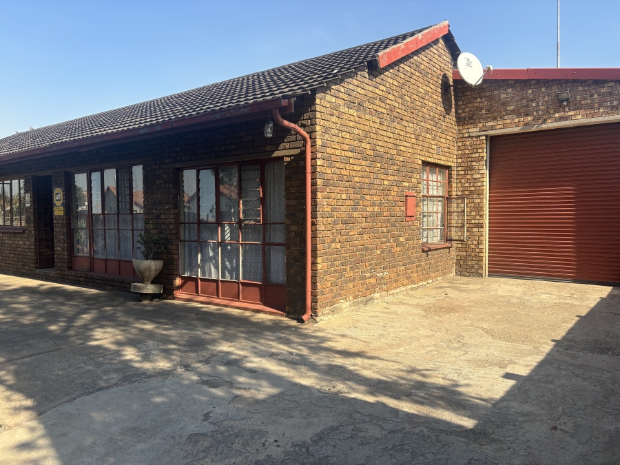 5 Bedroom Property for Sale in Clewer Mpumalanga