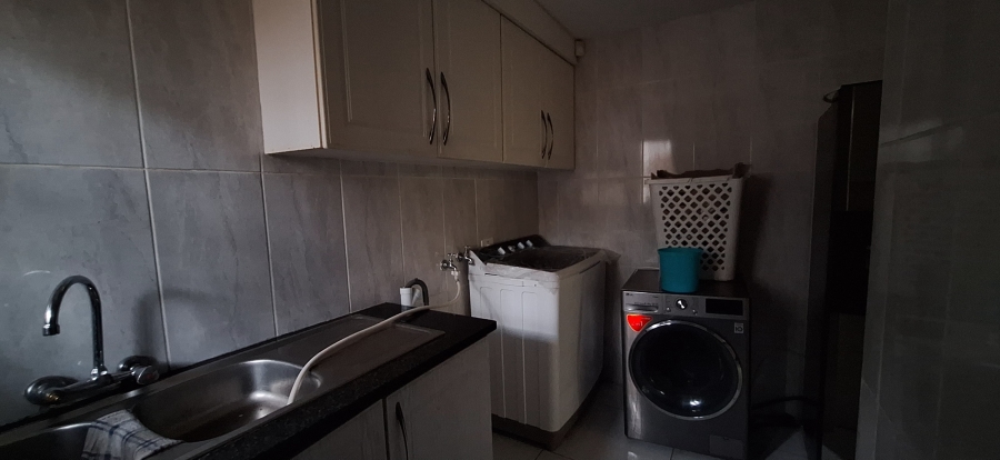 To Let 4 Bedroom Property for Rent in Hoeveld Park Mpumalanga