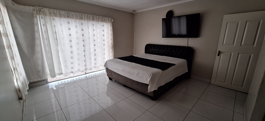 To Let 4 Bedroom Property for Rent in Hoeveld Park Mpumalanga