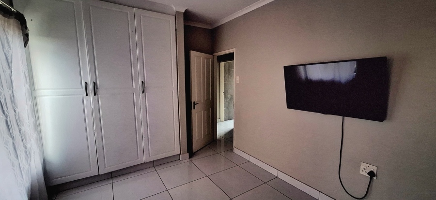 To Let 4 Bedroom Property for Rent in Hoeveld Park Mpumalanga