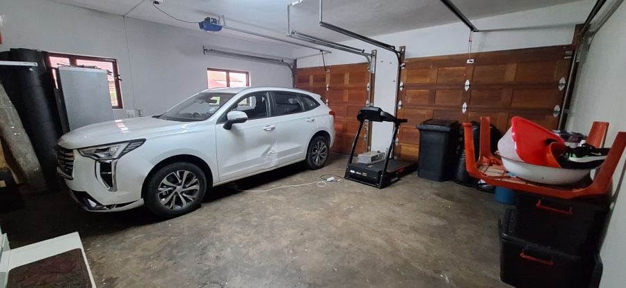 To Let 4 Bedroom Property for Rent in Hoeveld Park Mpumalanga