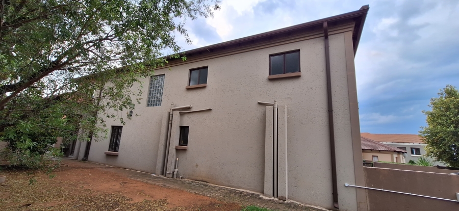To Let 4 Bedroom Property for Rent in Hoeveld Park Mpumalanga