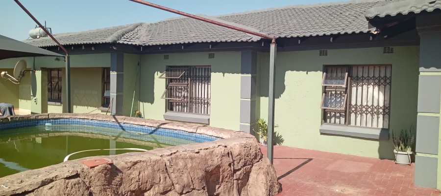 4 Bedroom Property for Sale in Model Park Mpumalanga