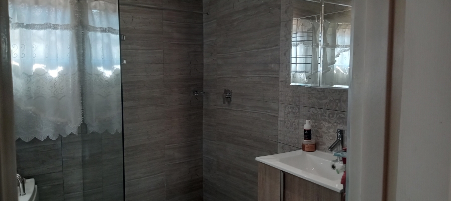 4 Bedroom Property for Sale in Model Park Mpumalanga