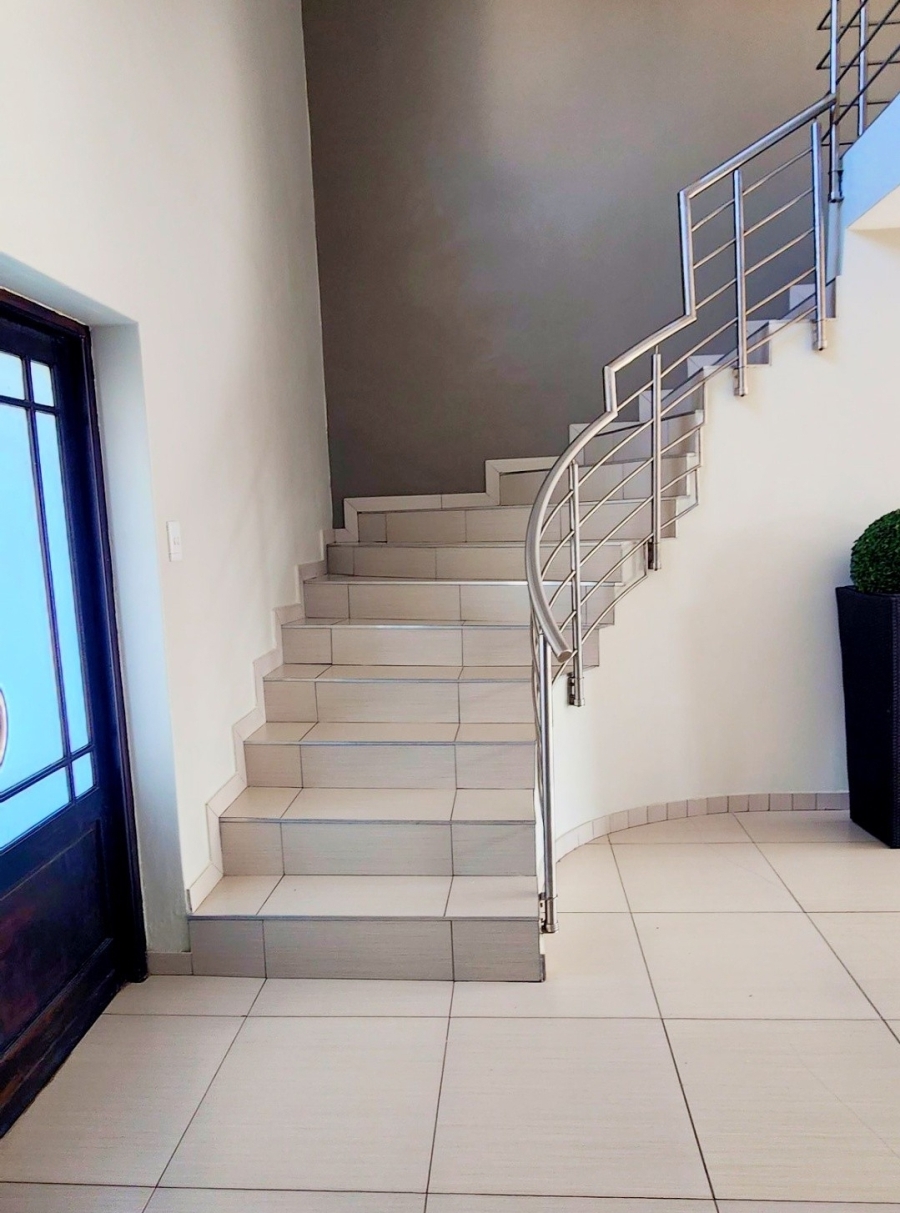 4 Bedroom Property for Sale in Reyno Ridge Mpumalanga