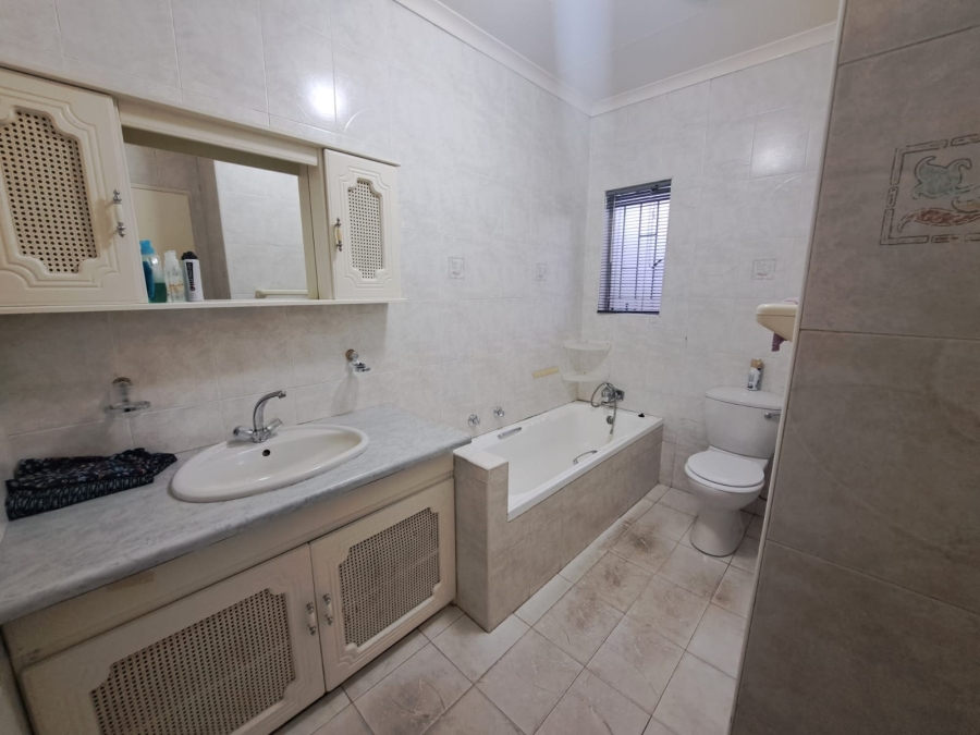 3 Bedroom Property for Sale in Reyno Ridge Mpumalanga