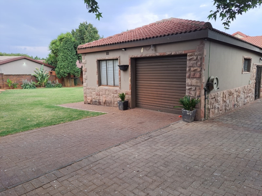3 Bedroom Property for Sale in Reyno Ridge Mpumalanga