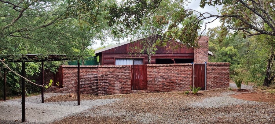 3 Bedroom Property for Sale in Marloth Park Mpumalanga