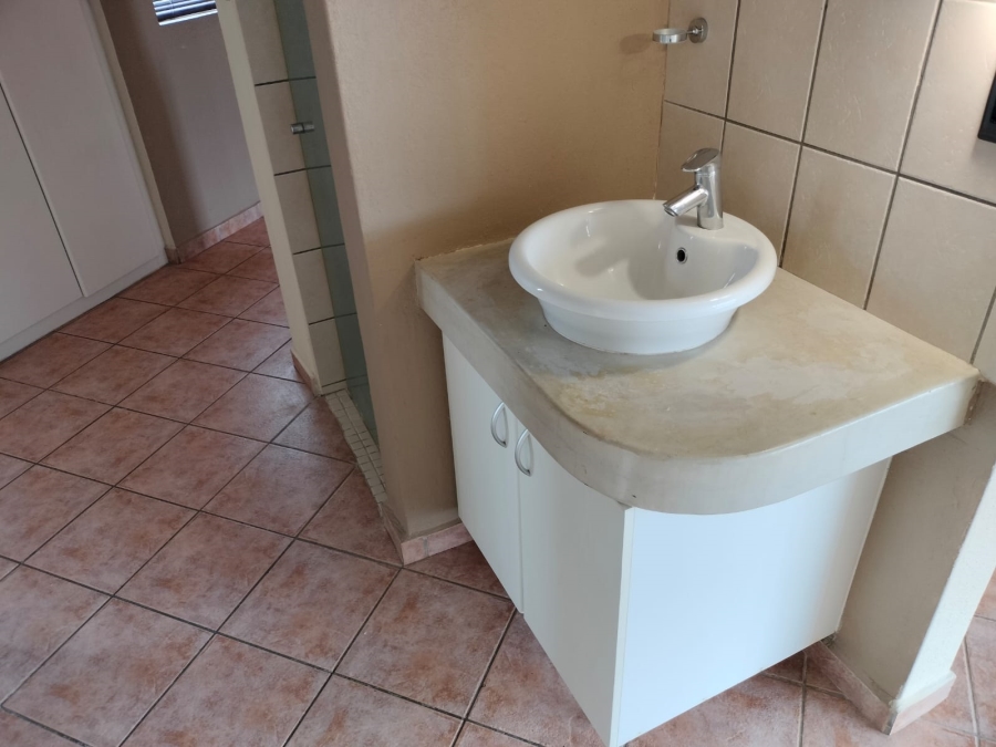To Let 1 Bedroom Property for Rent in West Acres Mpumalanga