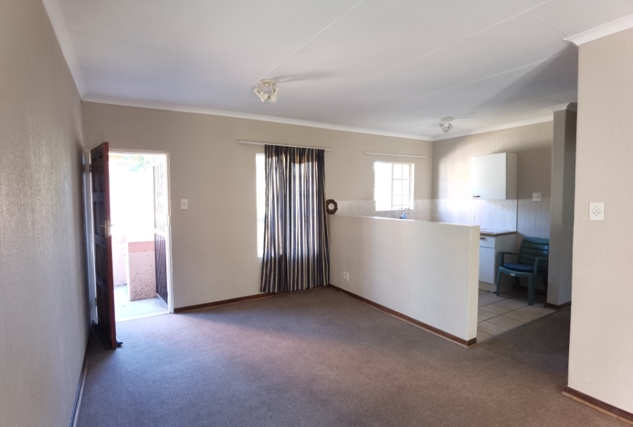 To Let 2 Bedroom Property for Rent in West Acres Mpumalanga