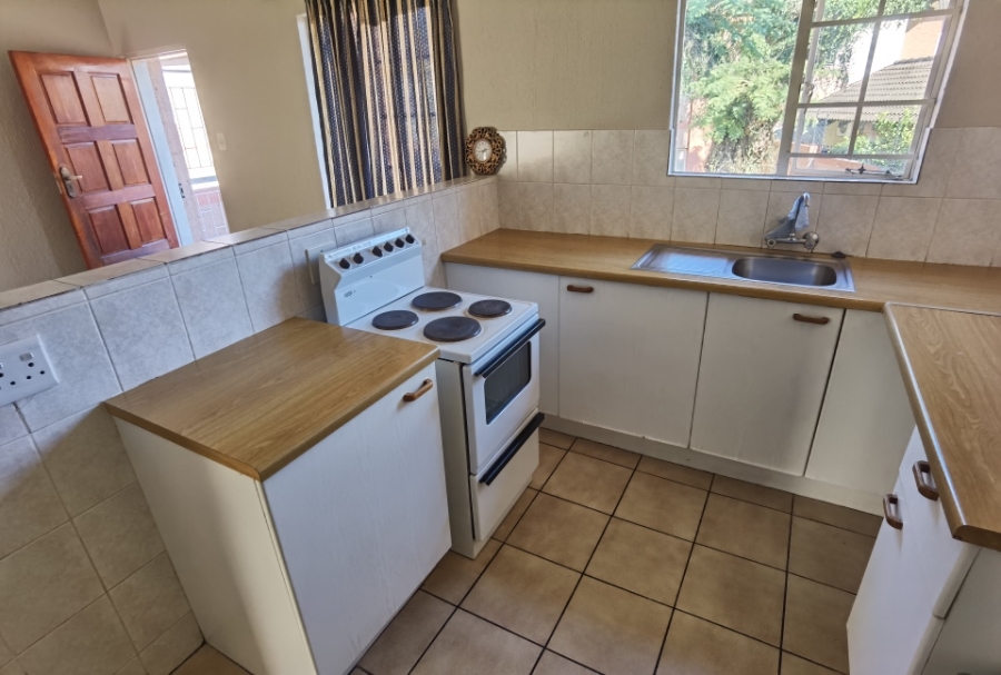 To Let 2 Bedroom Property for Rent in West Acres Mpumalanga