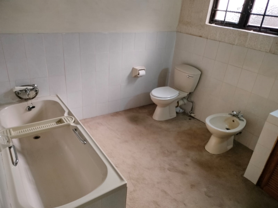 2 Bedroom Property for Sale in Barberton Mpumalanga