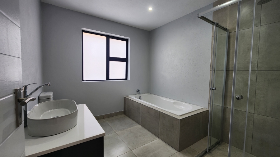3 Bedroom Property for Sale in Elawini Lifestyle Estate Mpumalanga