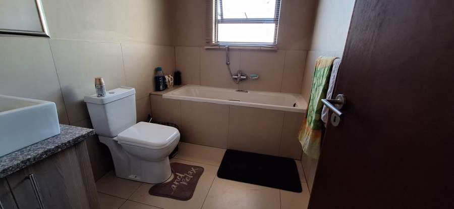 To Let 3 Bedroom Property for Rent in Ben Fleur Mpumalanga