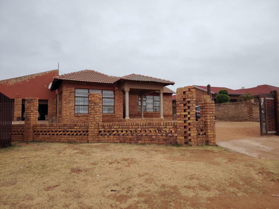 3 Bedroom Property for Sale in Kwamhlanga Mpumalanga