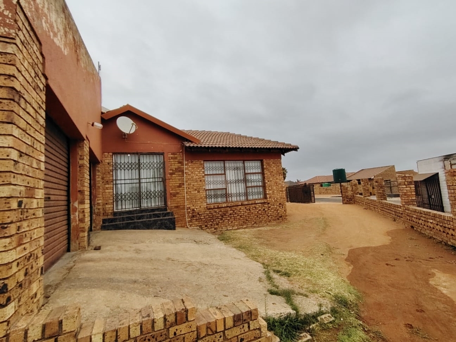 3 Bedroom Property for Sale in Kwamhlanga Mpumalanga