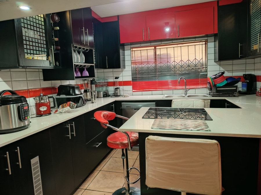 3 Bedroom Property for Sale in Kwamhlanga Mpumalanga