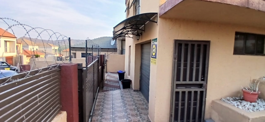 4 Bedroom Property for Sale in Kamagugu Mpumalanga