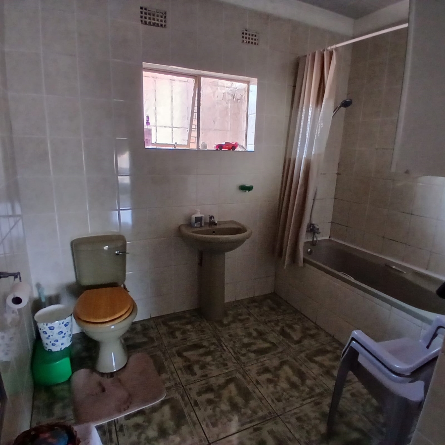 4 Bedroom Property for Sale in Valencia Park Mpumalanga