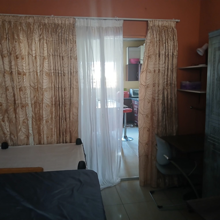 6 Bedroom Property for Sale in Tekwane South Mpumalanga