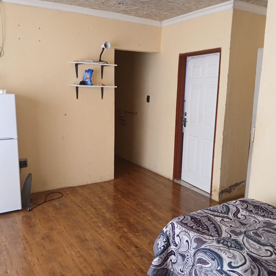 6 Bedroom Property for Sale in Tekwane South Mpumalanga