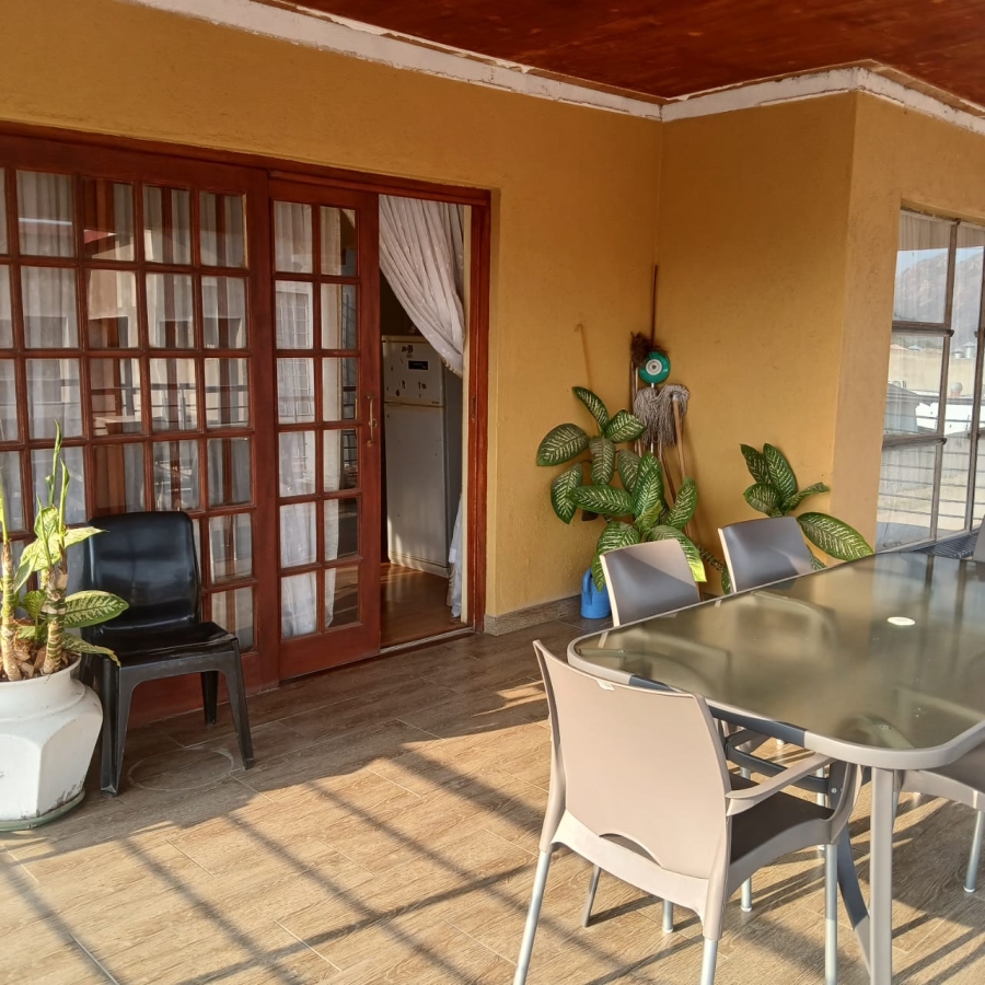 6 Bedroom Property for Sale in Tekwane South Mpumalanga