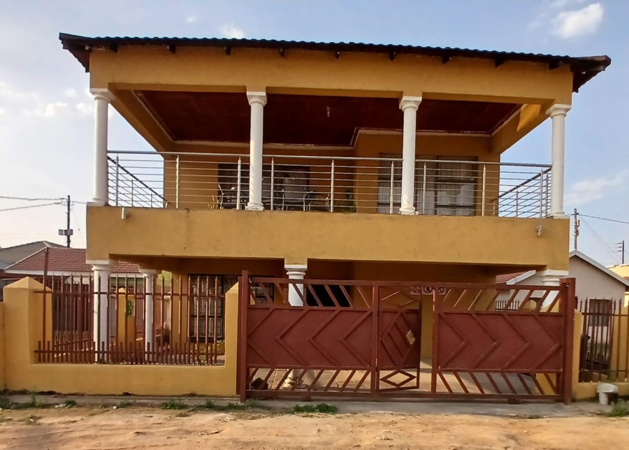 6 Bedroom Property for Sale in Tekwane South Mpumalanga