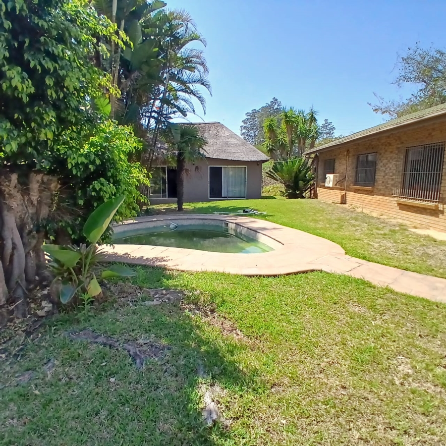 6 Bedroom Property for Sale in White River Estates Mpumalanga
