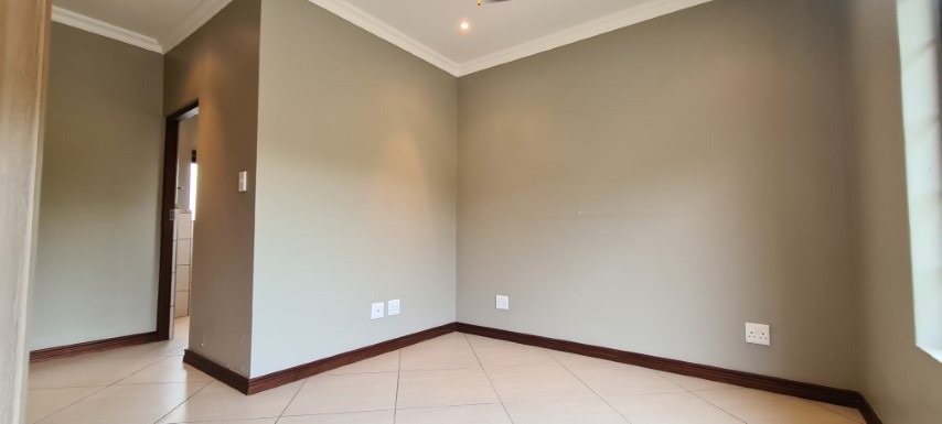 3 Bedroom Property for Sale in Sonheuwel Mpumalanga