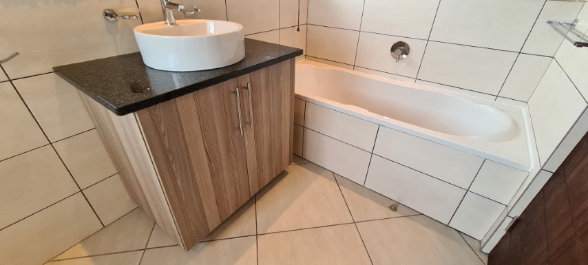 3 Bedroom Property for Sale in Sonheuwel Mpumalanga