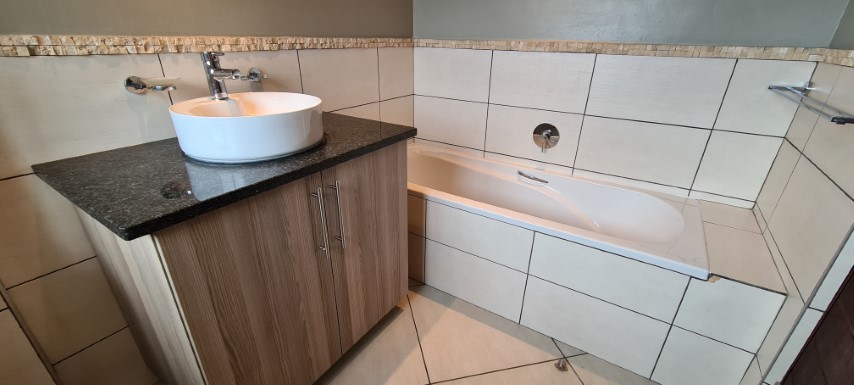 3 Bedroom Property for Sale in Sonheuwel Mpumalanga