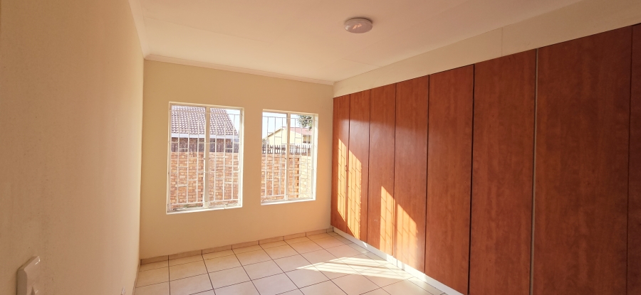 3 Bedroom Property for Sale in Witbank Ext 10 Mpumalanga