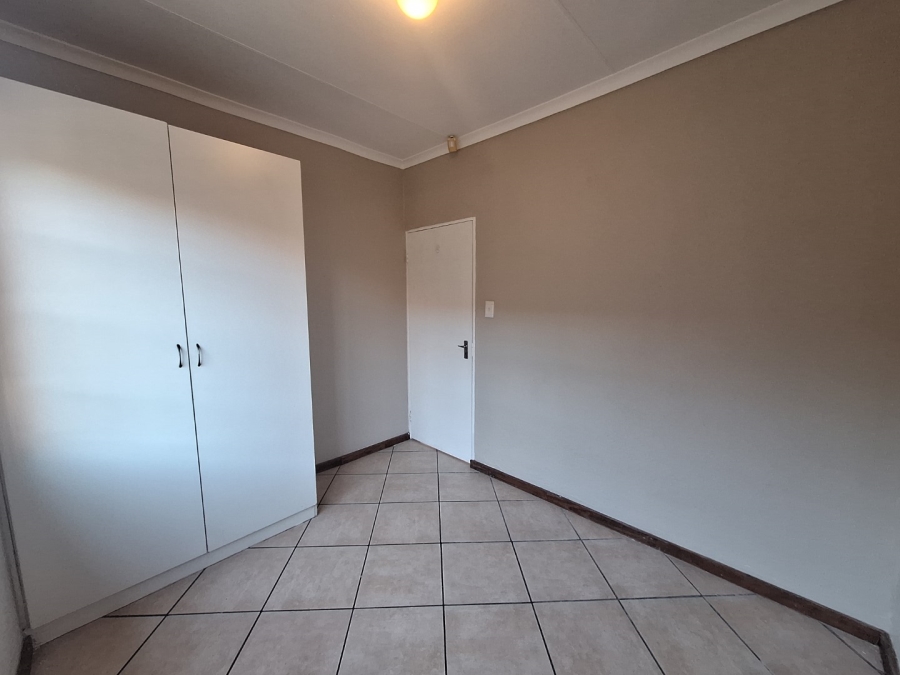 To Let 2 Bedroom Property for Rent in West Acres Mpumalanga