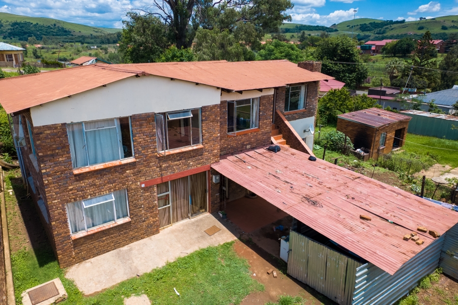 7 Bedroom Property for Sale in Emgwenya Mpumalanga