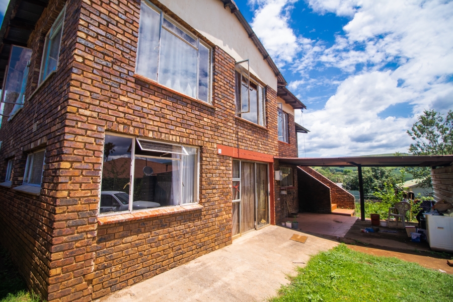 7 Bedroom Property for Sale in Emgwenya Mpumalanga