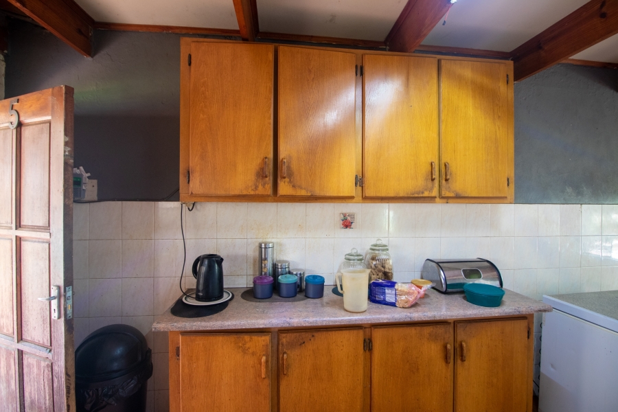 7 Bedroom Property for Sale in Emgwenya Mpumalanga