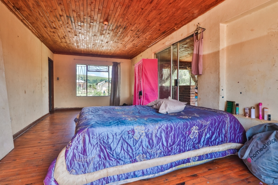 7 Bedroom Property for Sale in Emgwenya Mpumalanga